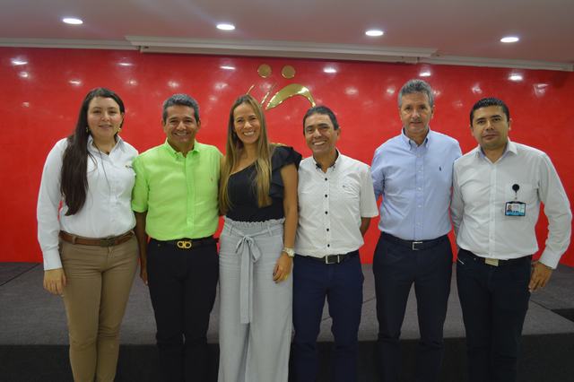 María Fernanda Martínez, Ariel Rincón Machado, Lina Marcela Carrera, Agustín Rodríguez,  Luis Alfredo Ortiz y Juan Pablo Villamil.